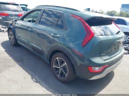 
										KIA Niro full									