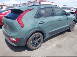 
										KIA Niro full									