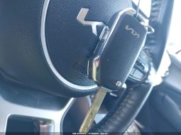 
										KIA Sportage Hybrid full									