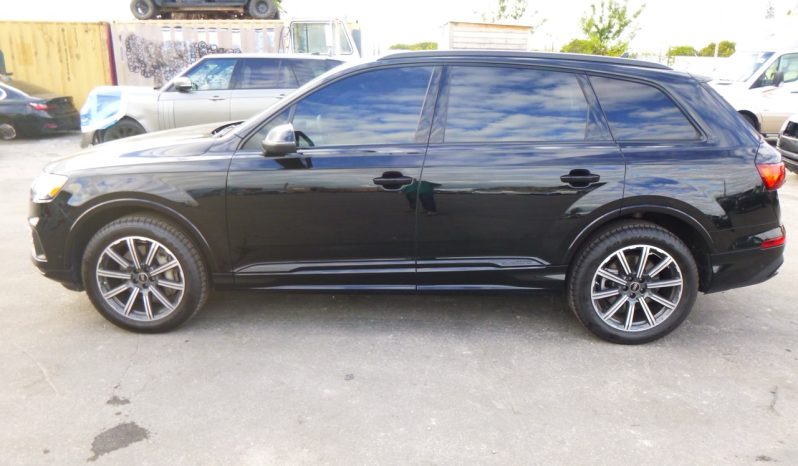 
								AUDI Q7 full									