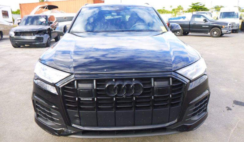 
								AUDI Q7 full									