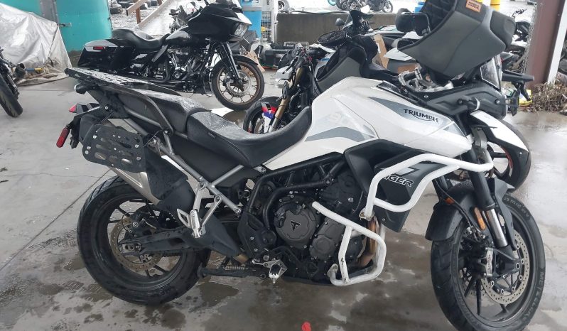 
								2022 Triumph Tiger 900 GT full									