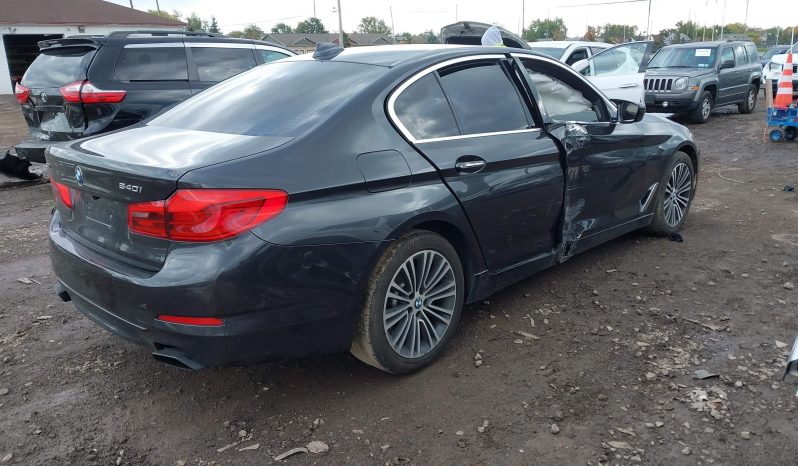 
								BMW 5 Series full									