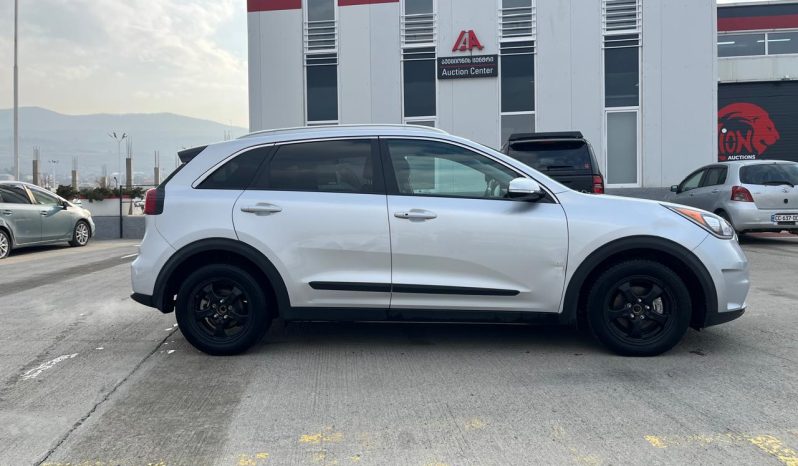 
								KIA NIRO full									