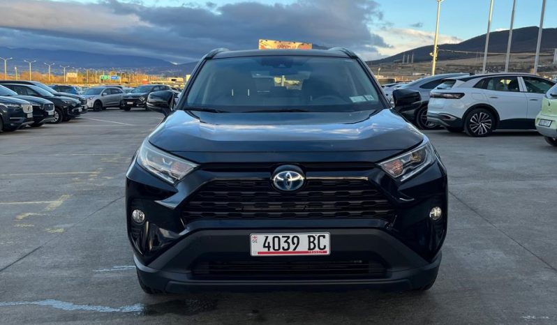 
								TOYOTA RAV4 full									
