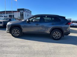 
										TOYOTA RAV4 full									