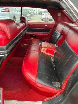 
										Cadillac Deville full									