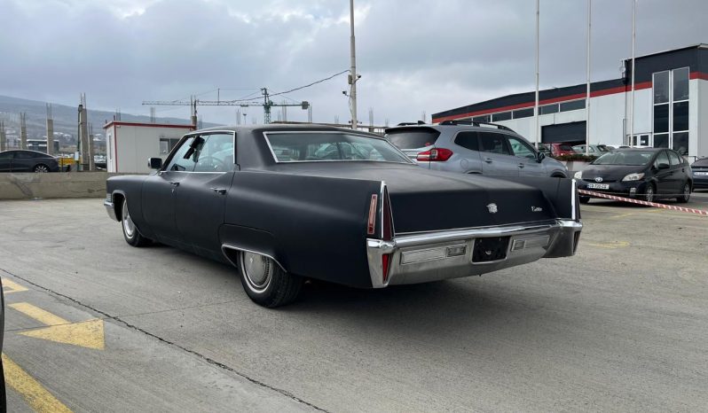 
								Cadillac Deville full									