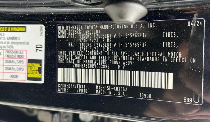 
								TOYOTA COROLLA CROSS full									