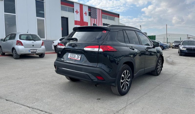 
								TOYOTA COROLLA CROSS full									