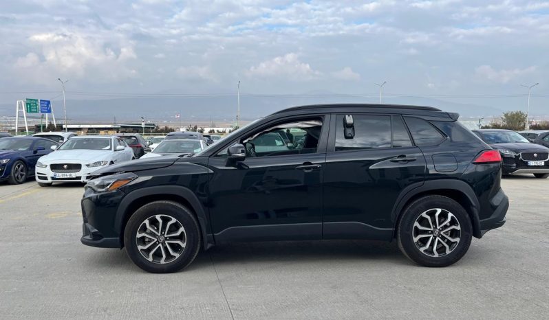 
								TOYOTA COROLLA CROSS full									