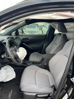 
										TOYOTA COROLLA CROSS full									