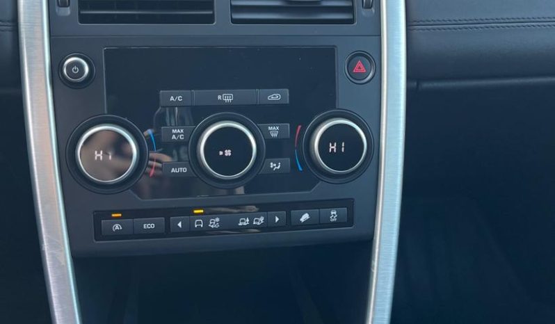 
								LAND ROVER DISCOVERY full									