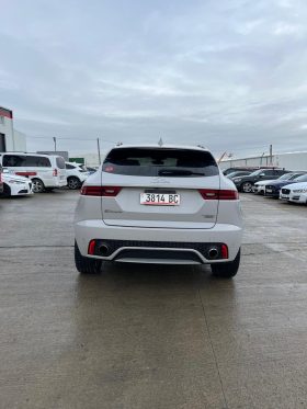 JAGUARE E-PACE