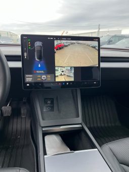 
										TESLA MODEL 3 full									
