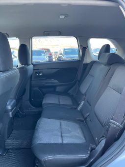 
										MITSUBISHI OUTLANDER full									