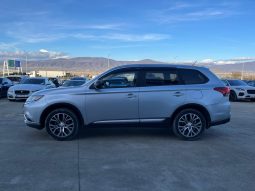 
										MITSUBISHI OUTLANDER full									