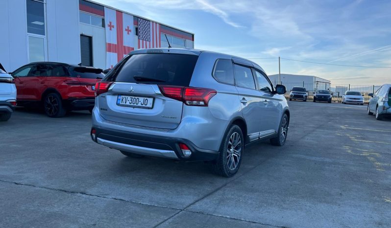 
								MITSUBISHI OUTLANDER full									