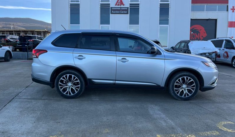 
								MITSUBISHI OUTLANDER full									