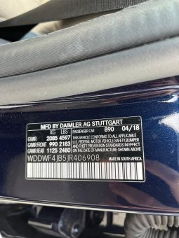 
										MERCEDES-BENZ C300 full									