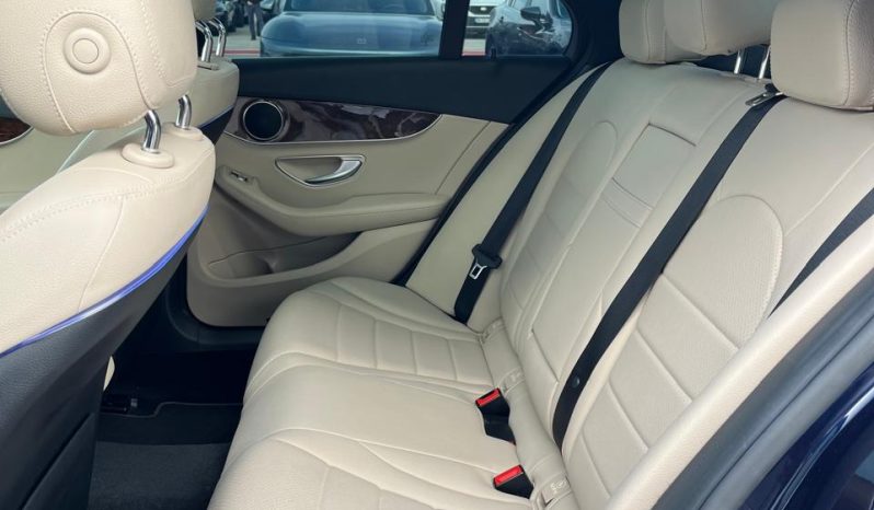 
								MERCEDES-BENZ C300 full									