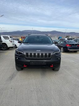 
										JEEP CHEROKEE full									