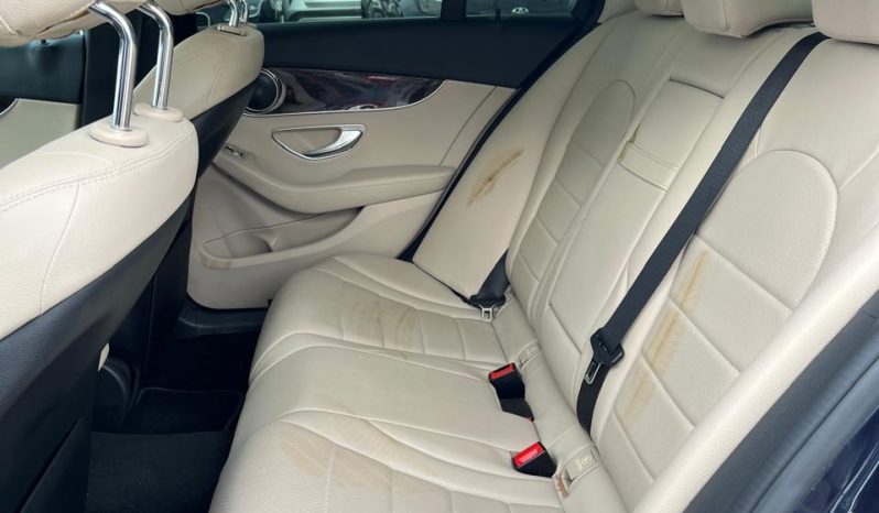 
								MERCEDES-BENZ C300 full									