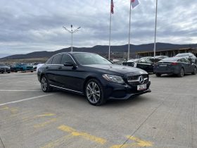 MERCEDES-BENZ C300