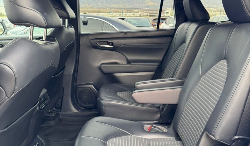 
								TOYOTA HIGHLANDER full									