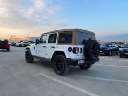 
										JEEP WRANGLER full									