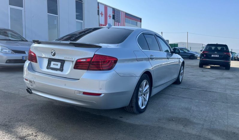 
								BMW 528 full									