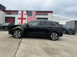 
										2019 KIA Niro full									