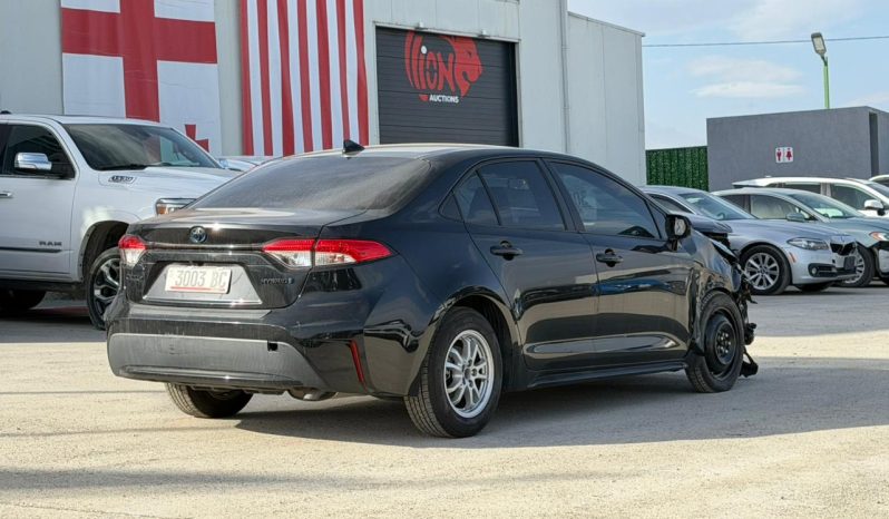 
								Toyota Corolla full									