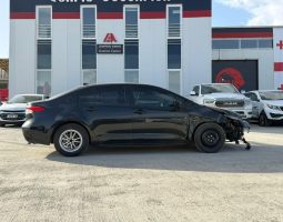 
										Toyota Corolla full									