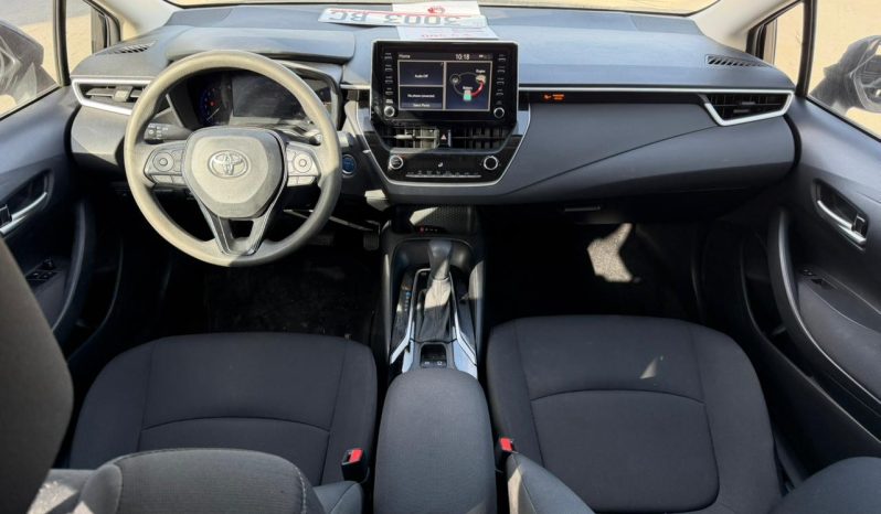 
								Toyota Corolla full									