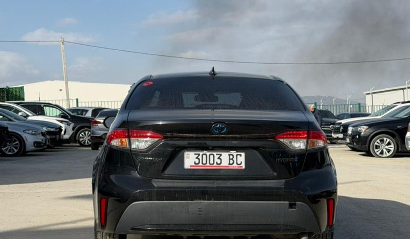
								Toyota Corolla full									