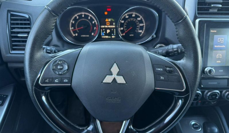 
								MITSUBISHI OUTLANDER full									