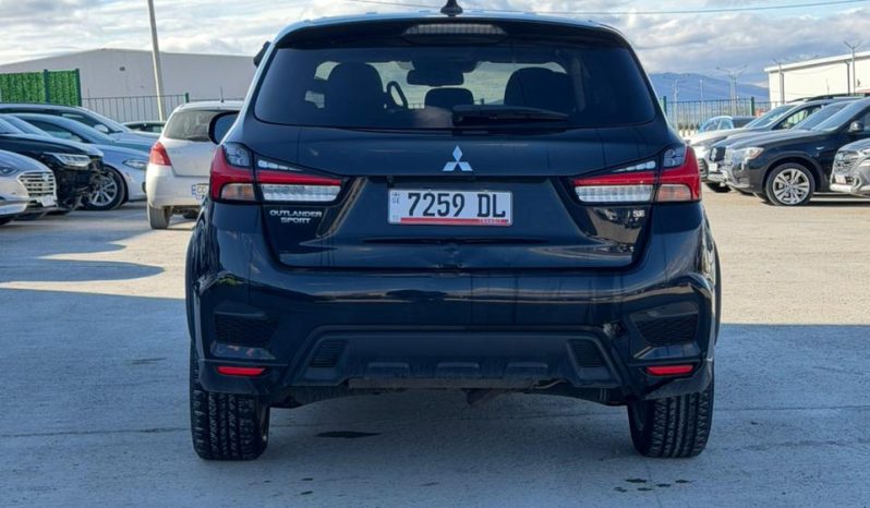 
								MITSUBISHI OUTLANDER full									