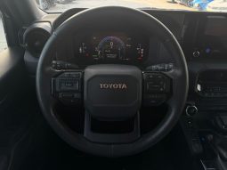 
										Toyota Land Cruiser full									