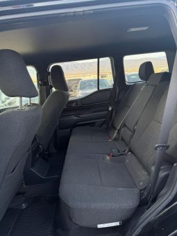 
										Toyota Land Cruiser full									