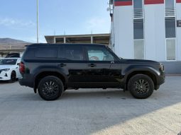 
										Toyota Land Cruiser full									