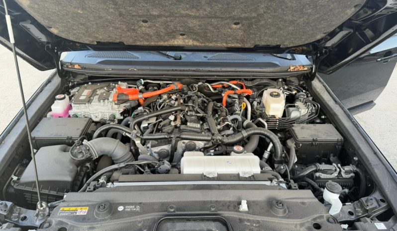 
								Toyota Land Cruiser full									