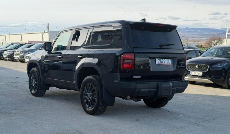 
								Toyota Land Cruiser full									