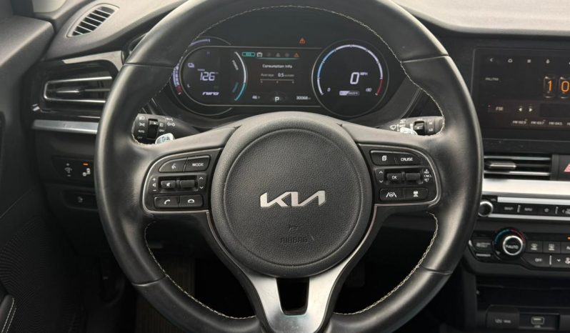 
								KIA Niro full									