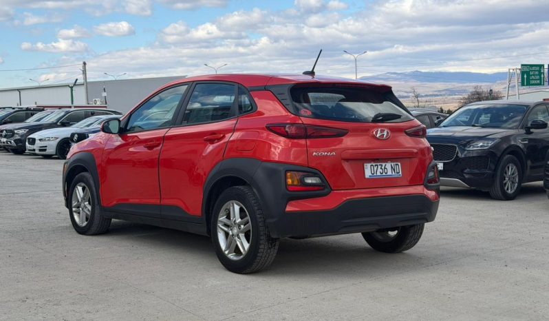 
								Hyundai Kona full									