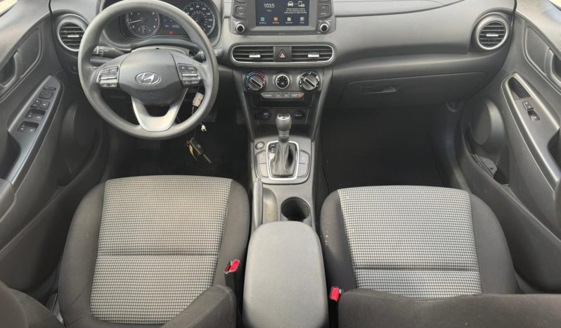 
								Hyundai Kona full									