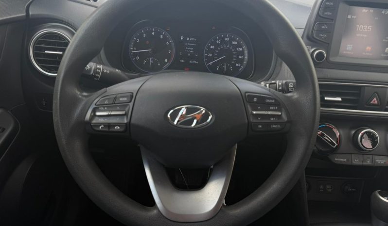 
								Hyundai Kona full									