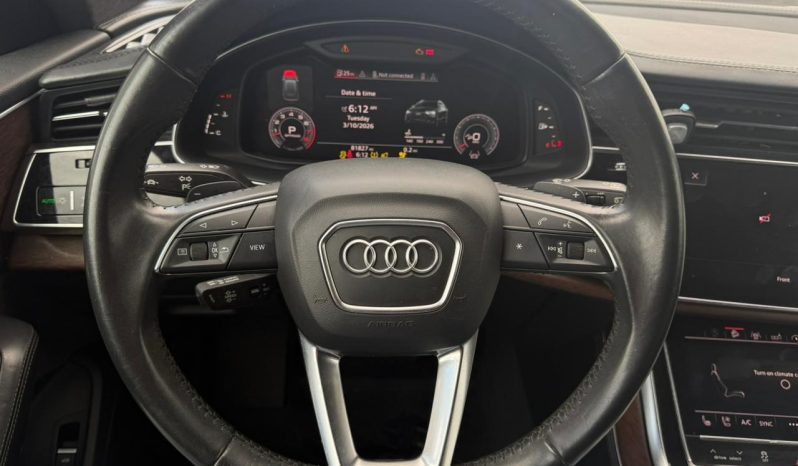 
								AUDI Q8 full									