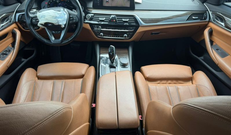 
								2017 BMW 530 XI full									