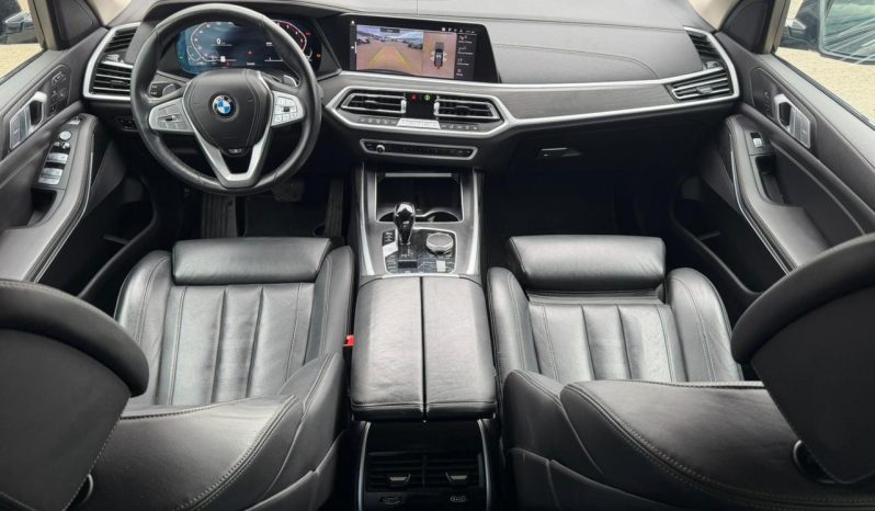 
								BMW X7 full									